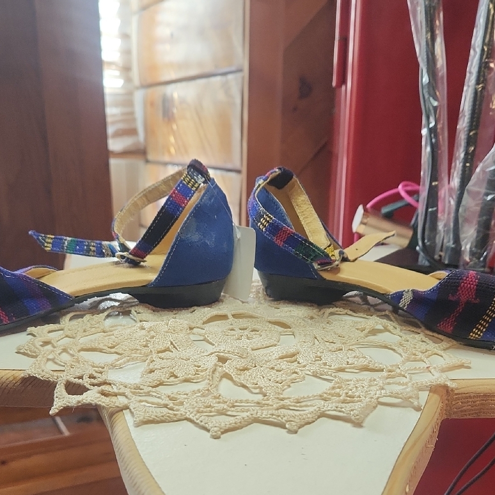 Blue Patterned Women's Shoes - Picture 2 of 3